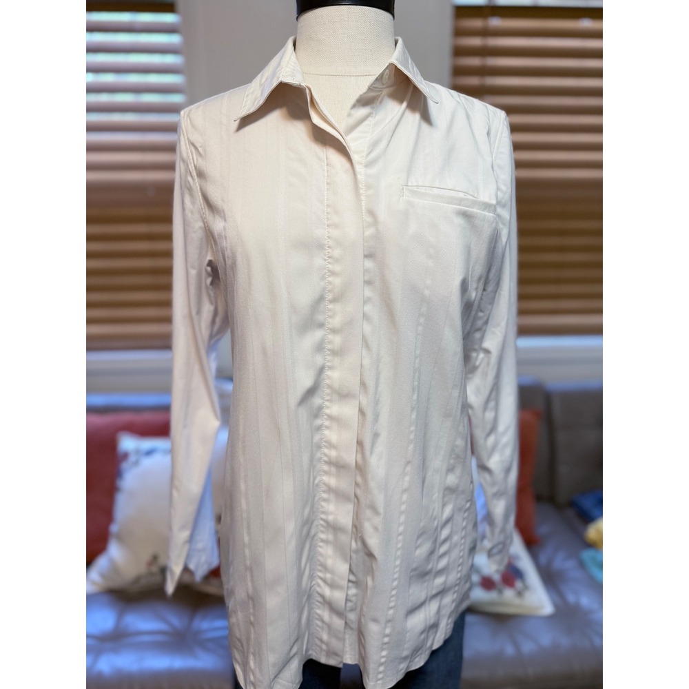 Athleta Urbanite Textured Top XS Cream Herringbone Stripe Long Sleeve Button Up